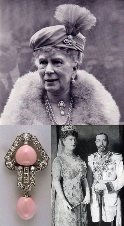 Queen Marty Conch Pearl brooch